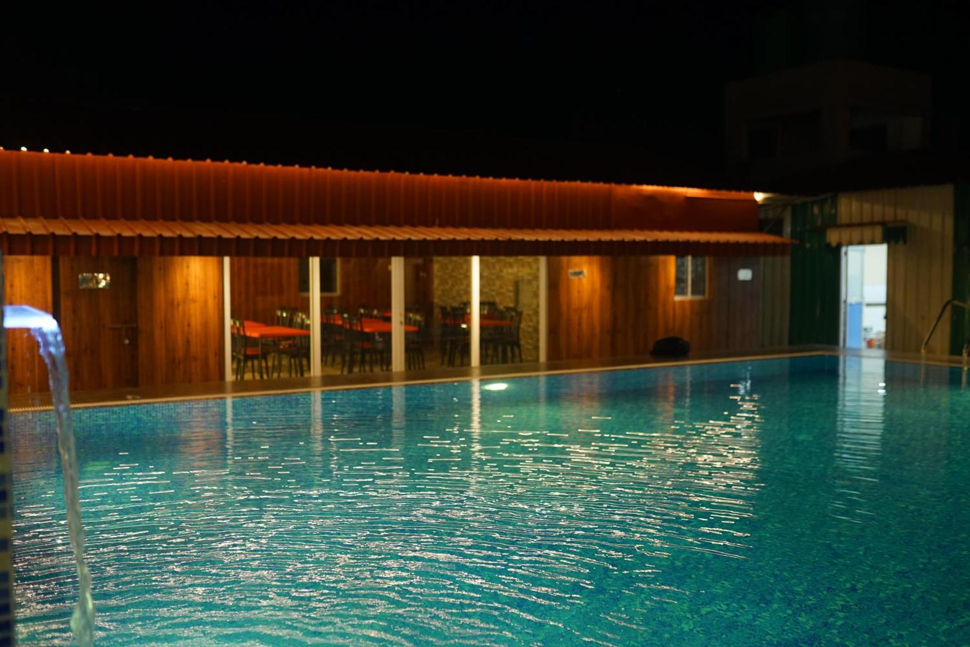 New Mouchak Hotel & Resorts Tajpur Eksteriør billede